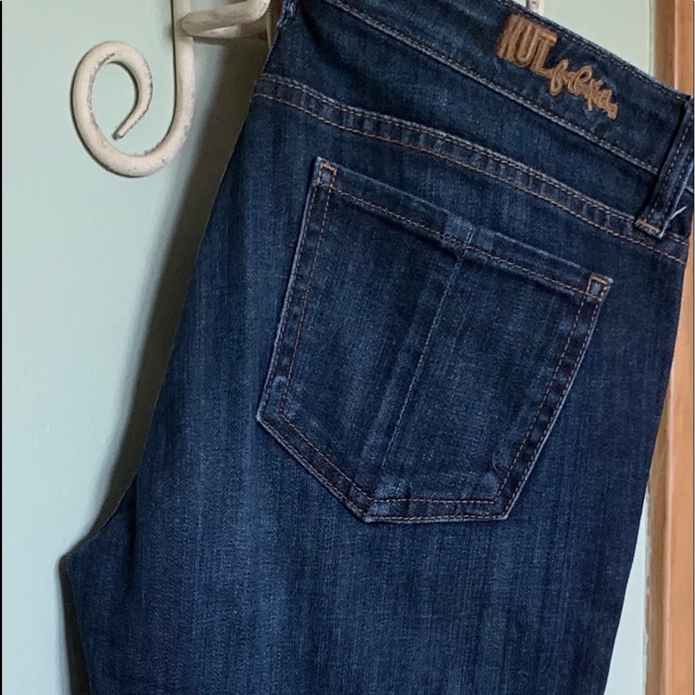 Kut from the Kloth Catherine boyfriend jeans sz 4